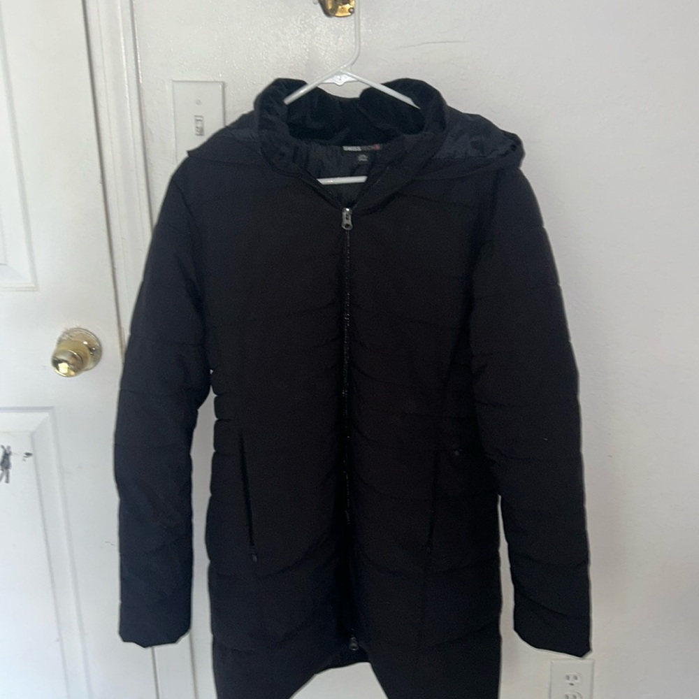 Women’s Swiss tech puffer jacket